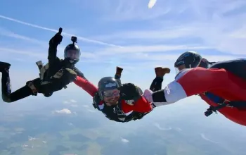 Výcvik volných pádů ze 4 000 m