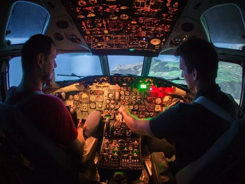 Letecký simulátor DC-9 + let v Dynamic WT-9
