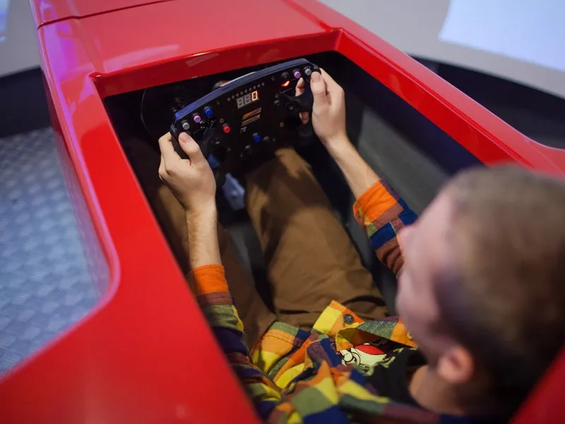 Závodní simulátor Formule 1