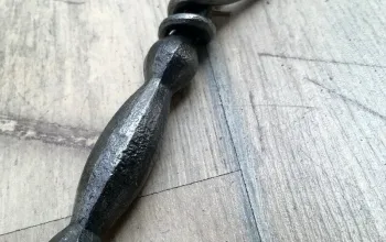 Ručně kovaný otvírák