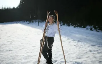 Kurz lyžování na dřevěných lyžích