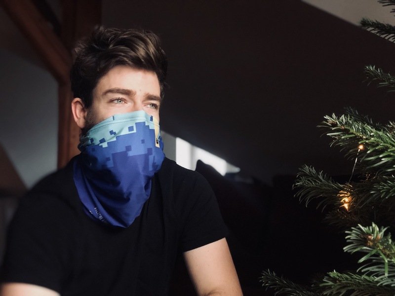 Antivirový nákrčník na podporu CF Hero: modrý