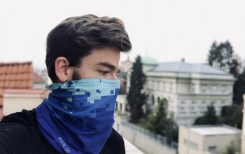 Antivirový nákrčník na podporu CF Hero: modrý