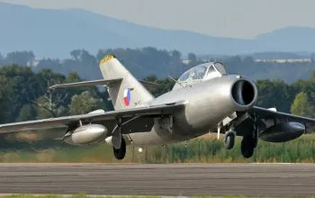 Let unikátní českou stíhačkou MiG-15: Hradec Králové