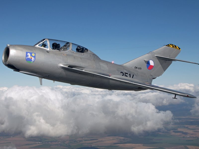 Let unikátní českou stíhačkou MiG-15: Hradec Králové
