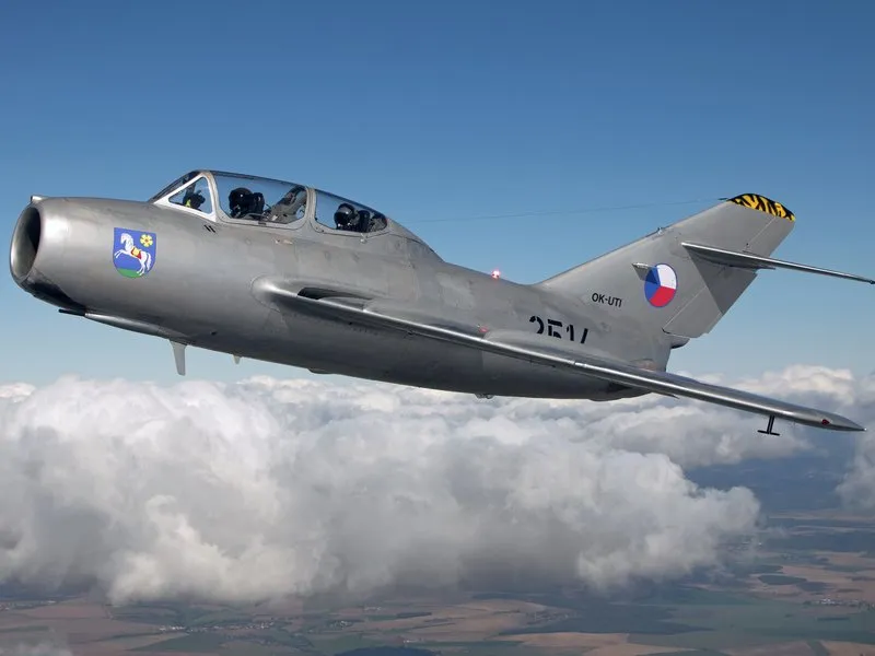 Let unikátní českou stíhačkou MiG-15: Hradec Králové