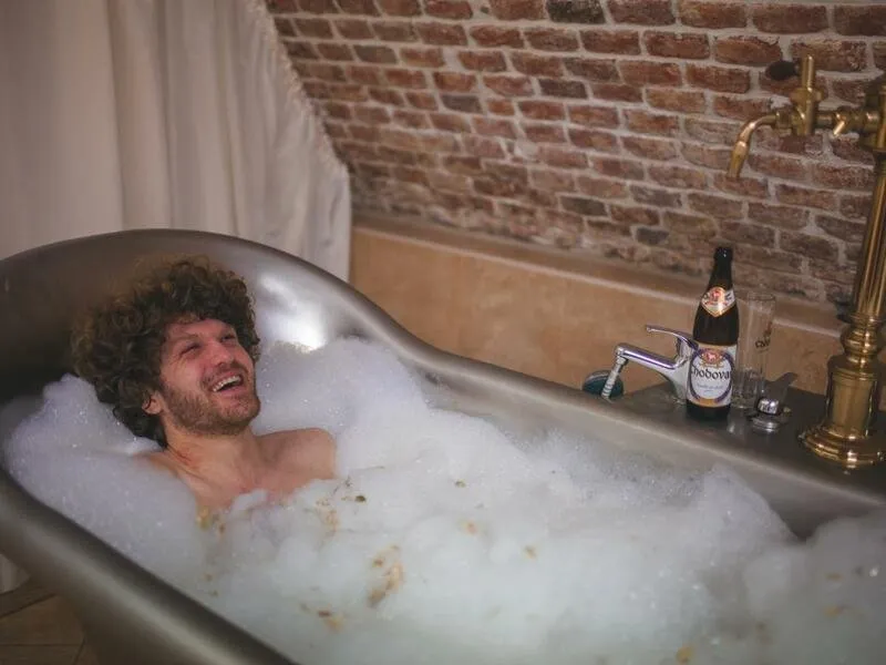 Relaxační pivní koupel pro milovníky piva