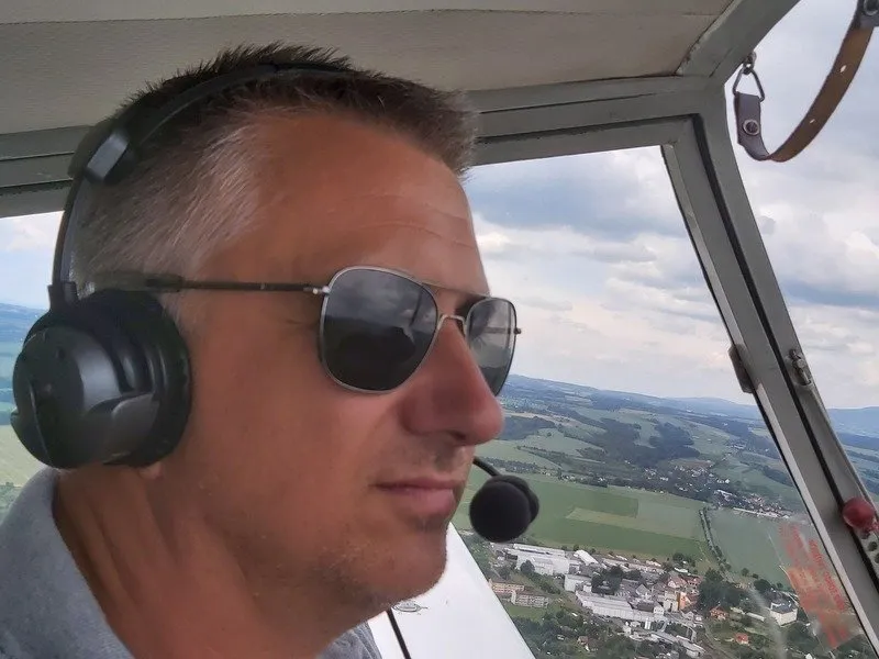 Vzrušující pilotování letadla na zkoušku