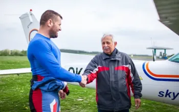 Vzrušující pilotování letadla na zkoušku
