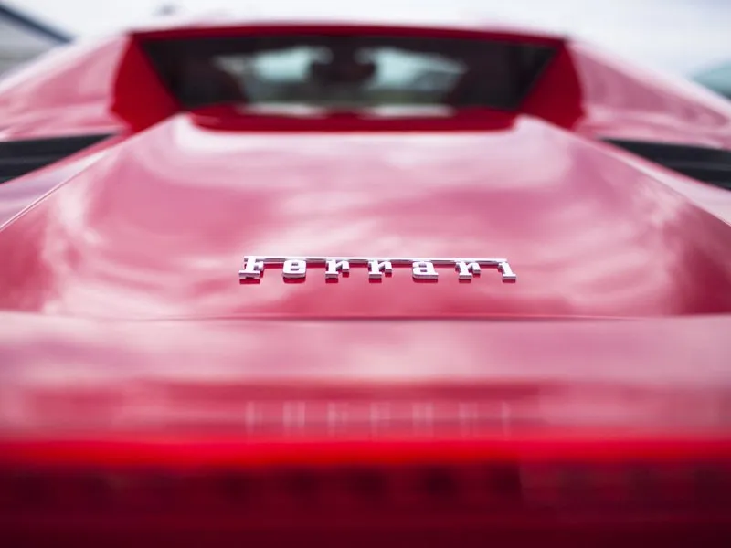 Jízda ve Ferrari 488 Spider na okruhu