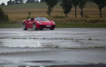 Jízda ve Ferrari 488 Spider na okruhu