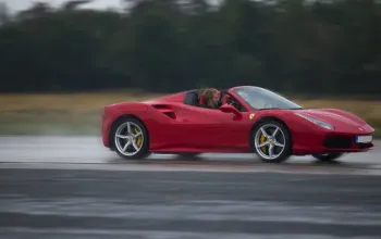 Jízda ve Ferrari 488 Spider na okruhu