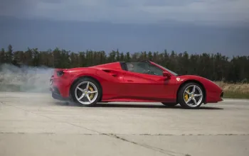 Jízda ve Ferrari 488 Spider na okruhu