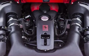 Jízda ve Ferrari 488 Spider na okruhu