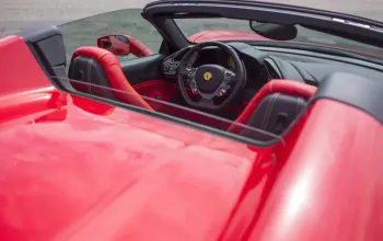 Jízda ve Ferrari 488 Spider na okruhu
