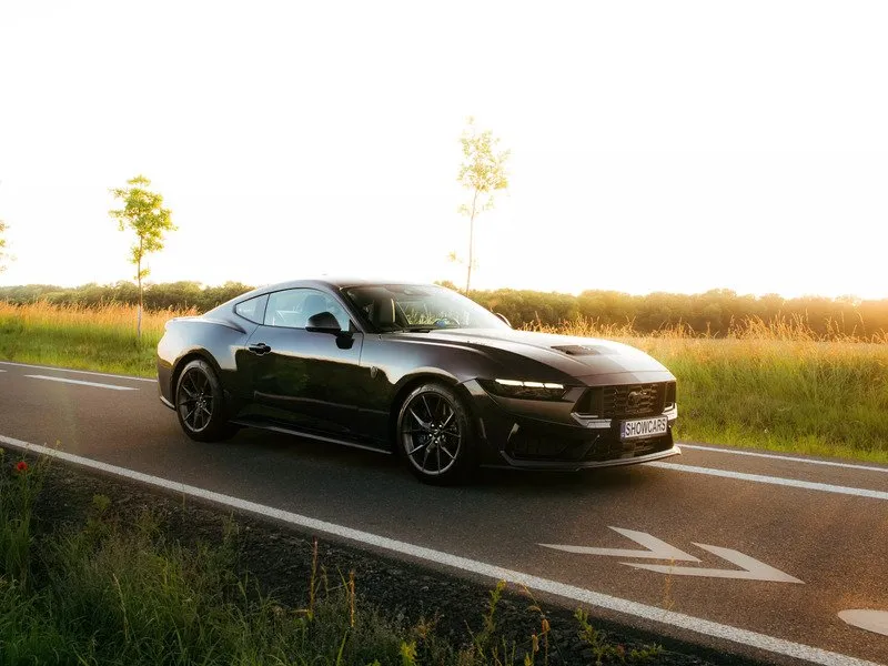 Jízda ve Ford Mustang Dark Horse 5.0 V8