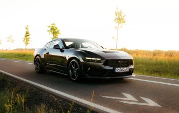 Jízda ve Ford Mustang Dark Horse 5.0 V8