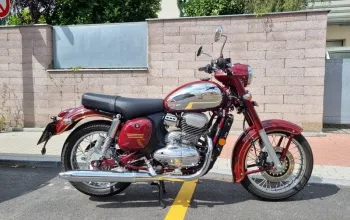 Pronájem motocyklu JAWA – dárek a zážitek