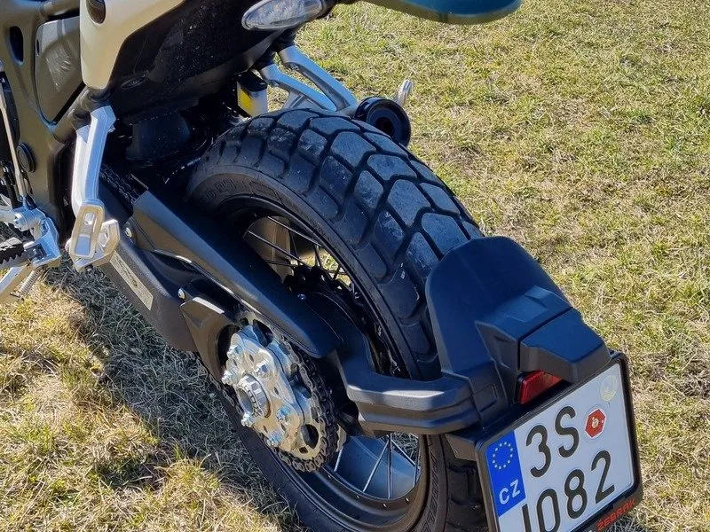Pronájem motocyklu JAWA