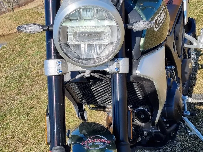 Pronájem motocyklu JAWA