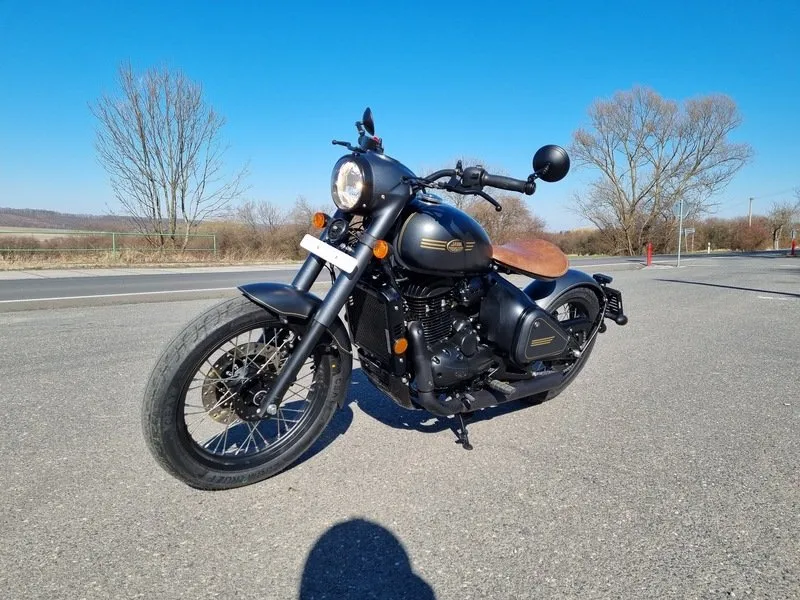 Pronájem motocyklu JAWA