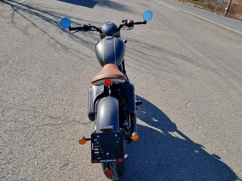 Pronájem motocyklu JAWA