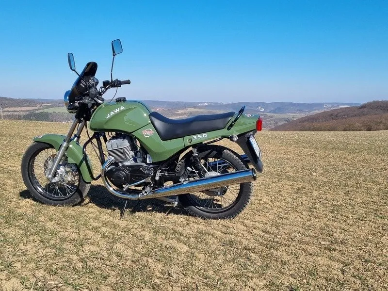 Pronájem motocyklu JAWA