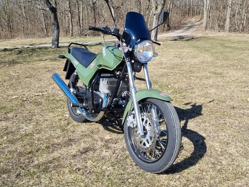 Pronájem motocyklu JAWA