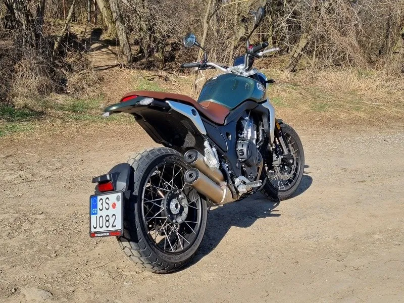 Pronájem motocyklu JAWA