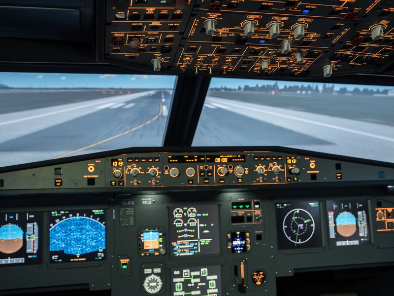 Autentický simulátor letu v Aibusu A320: Praha