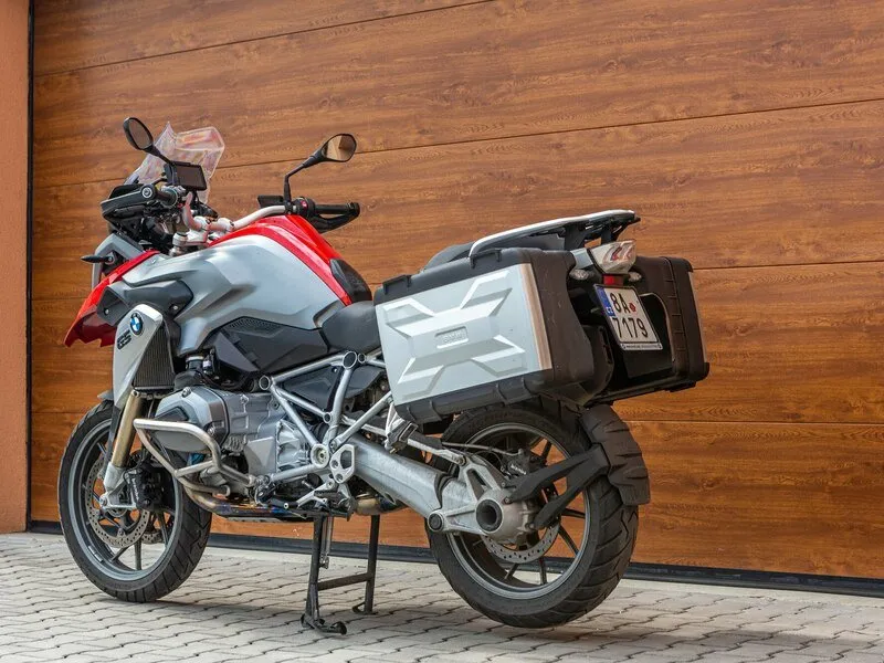 Pronájem motorky BMW GS 1200: Praha a Středočeský kraj