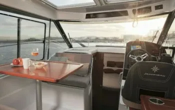 Soukromá plavba luxusní lodí po Vltavě: Praha