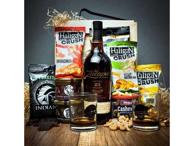 Dárková bedna s páčidlem pro muže s rumem Ron Zacapa Centenario 23 Sistema Solera Celá ČR
