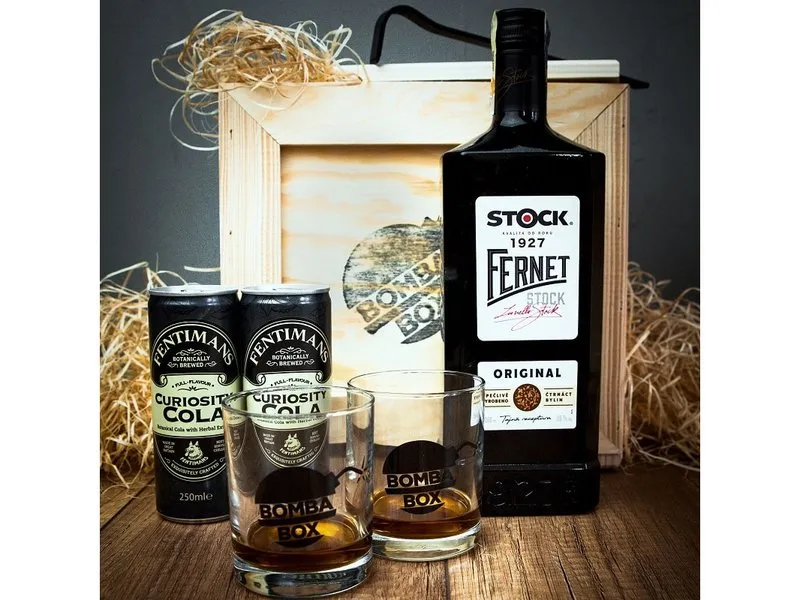 Dárková bedna s páčidlem pro muže Fernet Stock Original Celá ČR