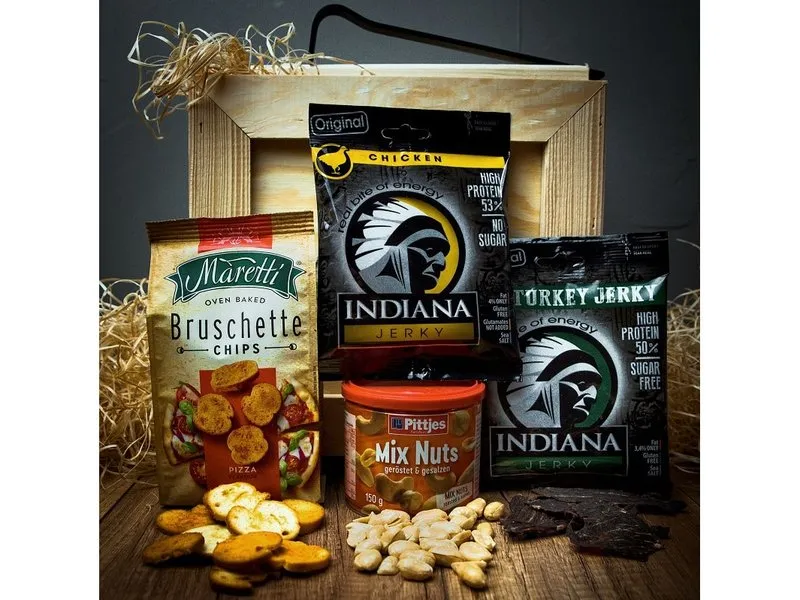 Dárková bedna s páčidlem pro muže s rumem Captain Morgan Original Spiced Gold Celá ČR