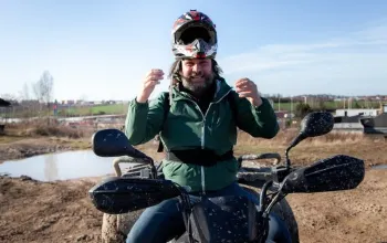 Jízda na čtyřkolce ATV na specializované trati (i pro děti)