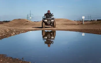 Jízda na čtyřkolce ATV na specializované trati (i pro děti)