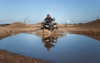 Jízda na čtyřkolce ATV na specializované trati (i pro děti)