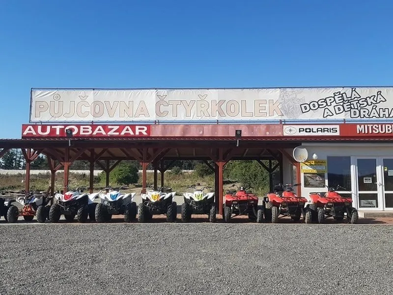 Jízda na čtyřkolce ATV na specializované trati (i pro děti)