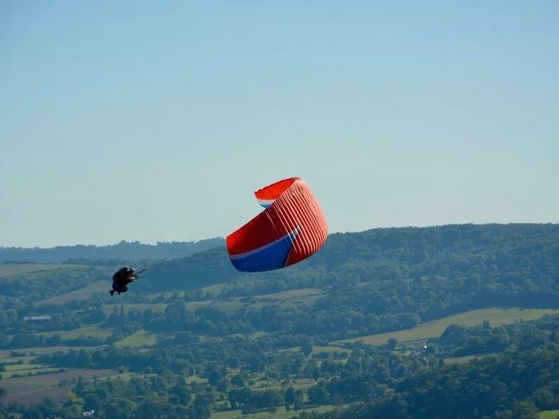Akrobatický tandem paragliding