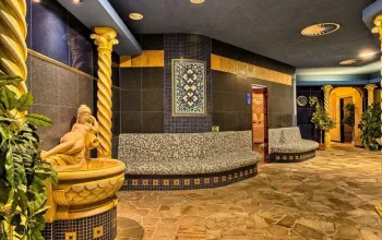 Wellness pobyt pro dva s nekonečnou zábavou: Babylon Liberec