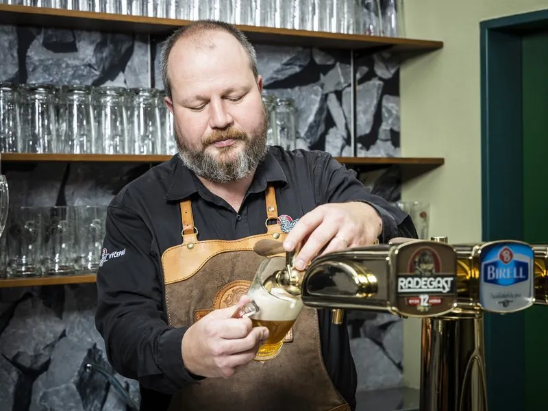 Škola čepování Radegast + prohlídka pivovaru