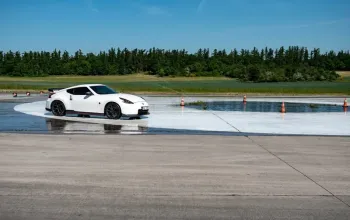Škola smyku v Nissanu 370Z Nismo
