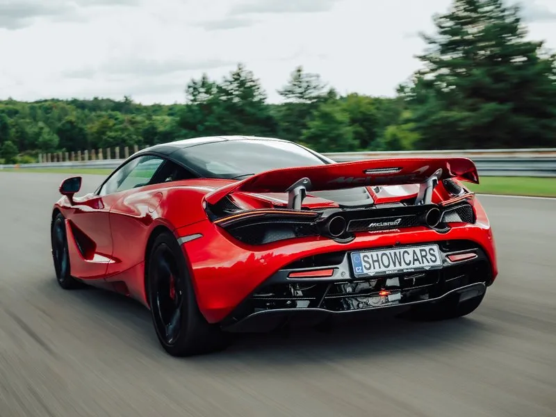 Zážitková jízda ve voze McLaren 675 LT