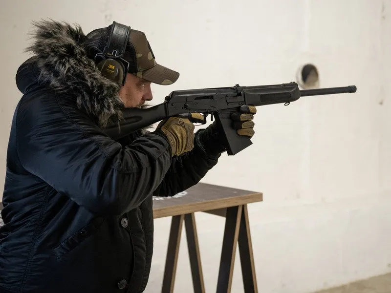 Zážitková střelba: Balíček herních a filmových zbraníí