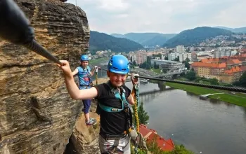 Dva dny na nejdelší via ferratě Česka Dva dny na nejdelší via ferratě Česka – dárek a zážitek
