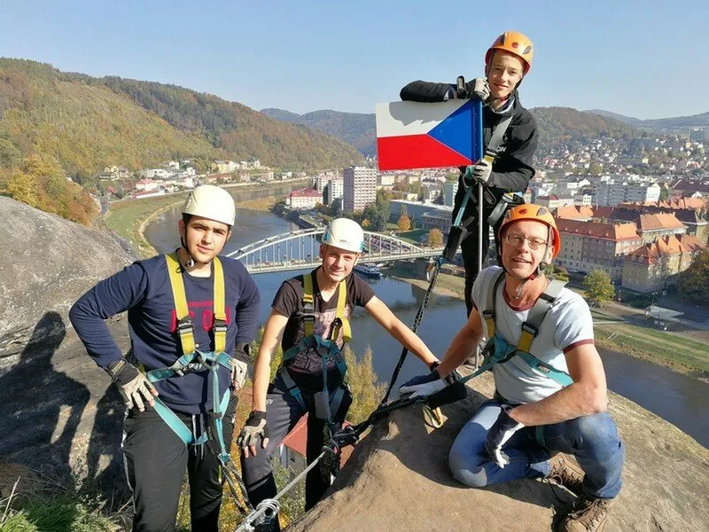 Dva dny na nejdelší via ferratě Česka