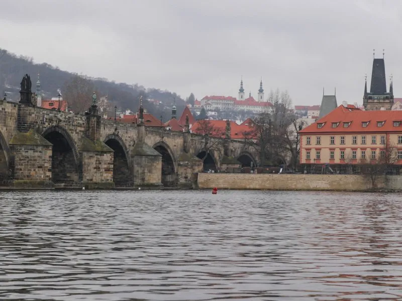 Plavba na lodi pražskými Benátkami