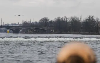 Plavba na lodi pražskými Benátkami