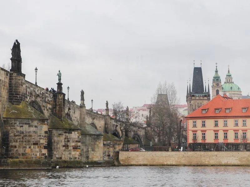 Plavba na lodi pražskými Benátkami